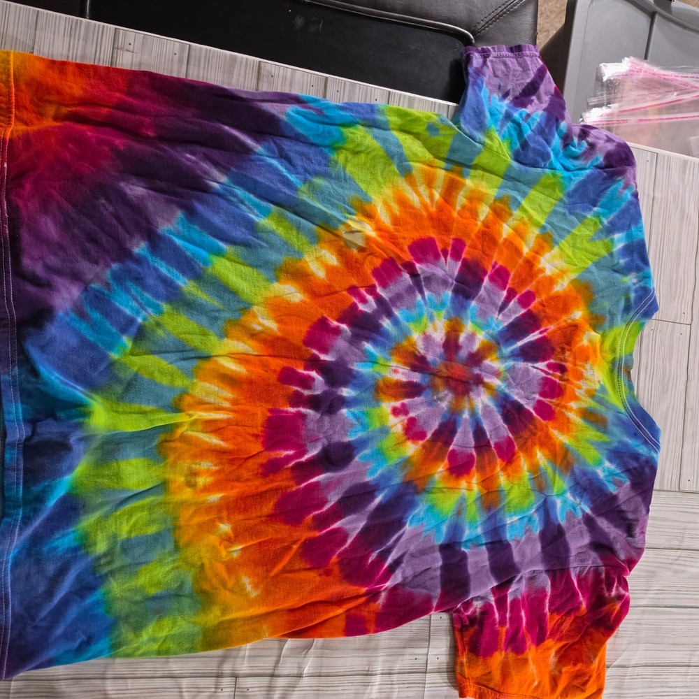 Walt Disney World Mickey Mouse Tie Dye T-Shirt Mens XL Rainbow Hanes Graphic Tee - Picture 4 of 7